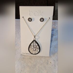 Belk Teardrop Filigree Pendant Necklace & Stud Earring Set–Silver Tone with Blac